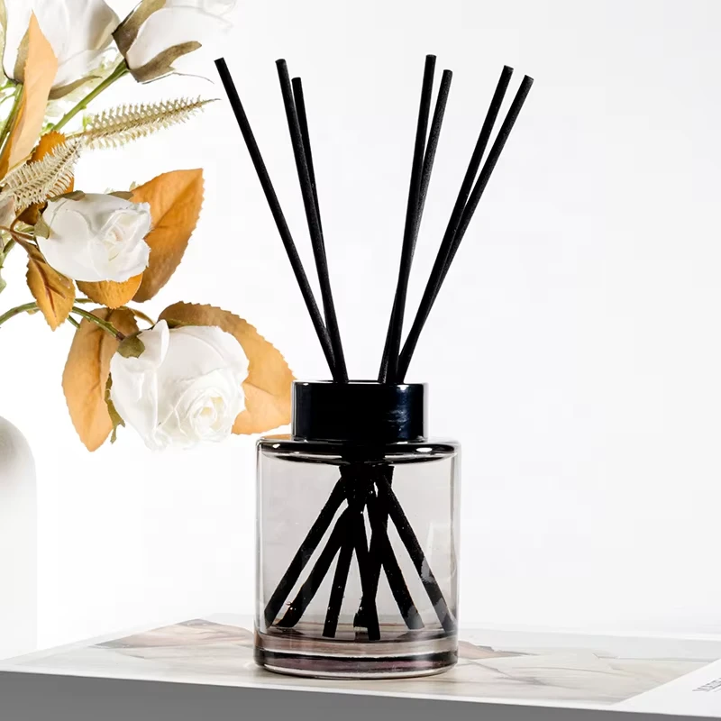 Wholesale 125ml glass diffuser bottles for aromatherapy