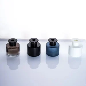 Modern-style 130ml transparent round glass diffuser bottle