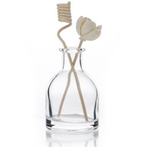 Wholesale of 90ml and 140ml specially shaped aromatherapy bottles, complete sets available
