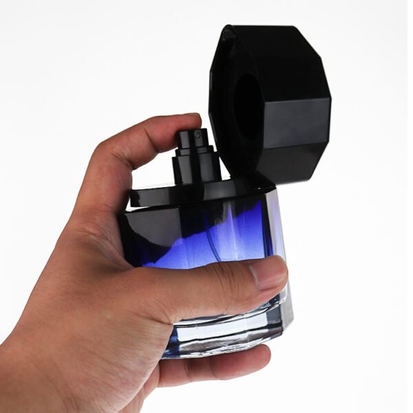 Customised 120ml irregularly shaped perfume bottles, complete with lids and spray heads - Image 3